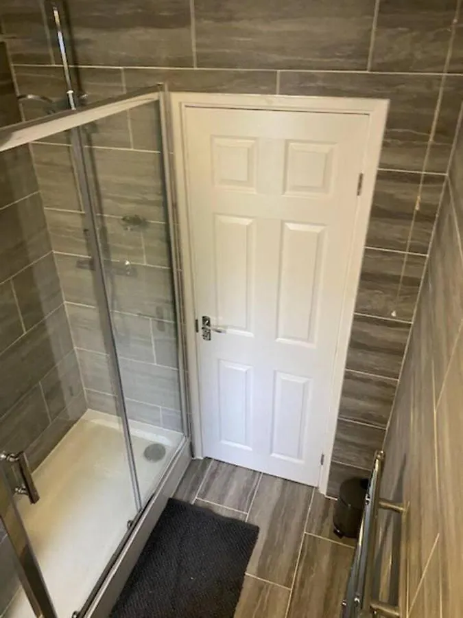 Chic City Retreat Immaculate 2 Bed Oasis In London 0*,