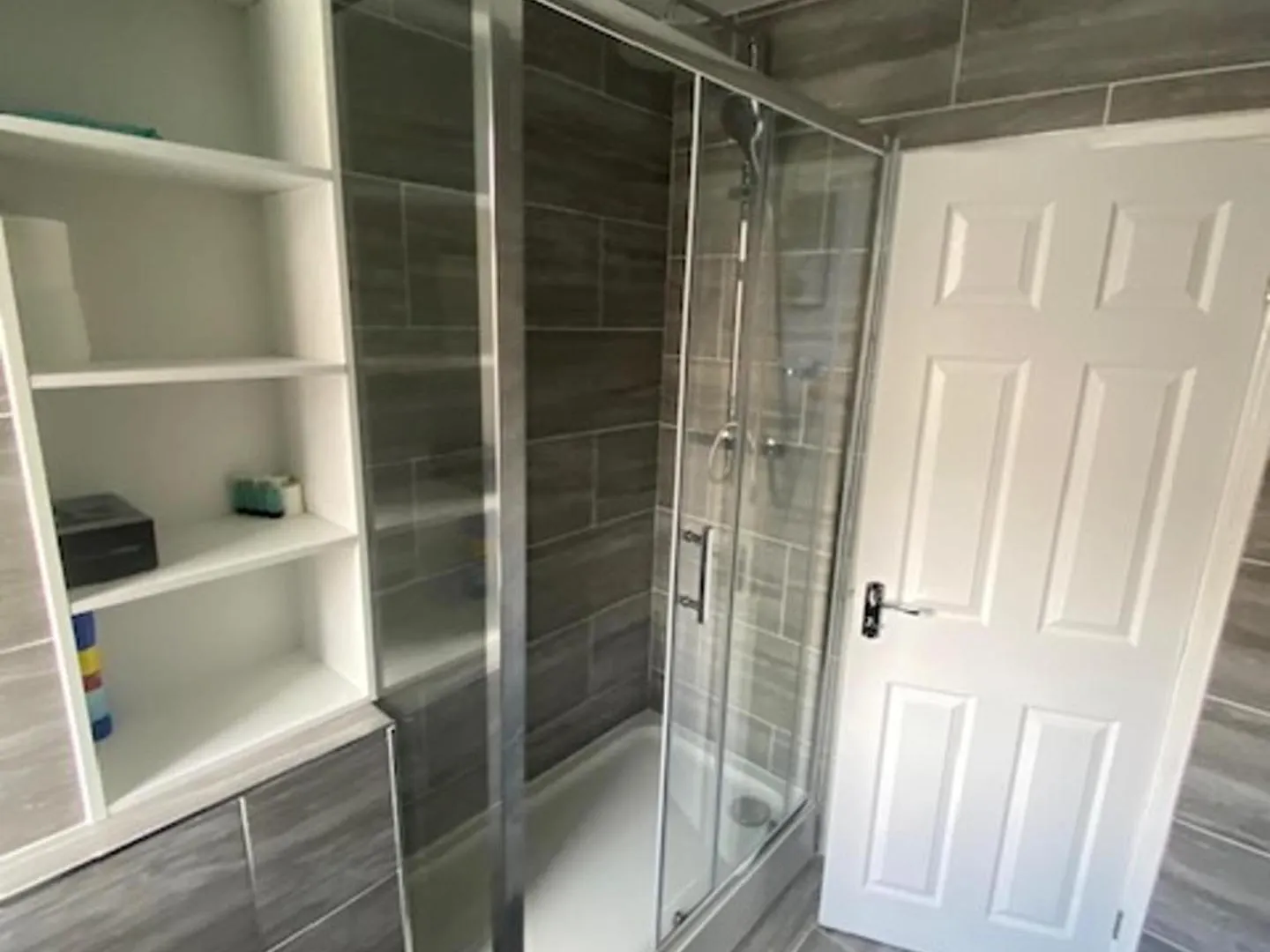 Chic City Retreat Immaculate 2 Bed Oasis In London 0*,