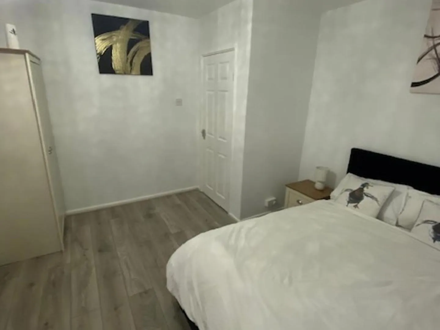 Apartment Chic City Retreat Immaculate 2 Bed Oasis In London